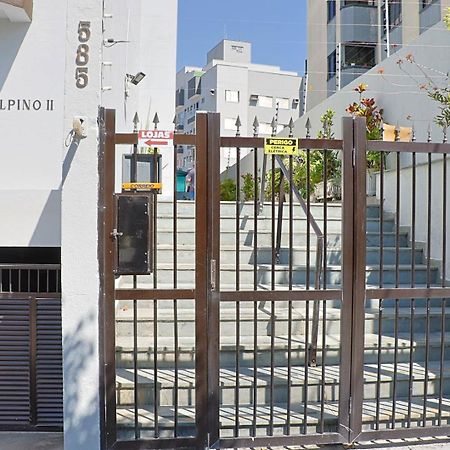 Apto A 500 Metros Da Praia Da Enseada Γκουαρούχα Εξωτερικό φωτογραφία