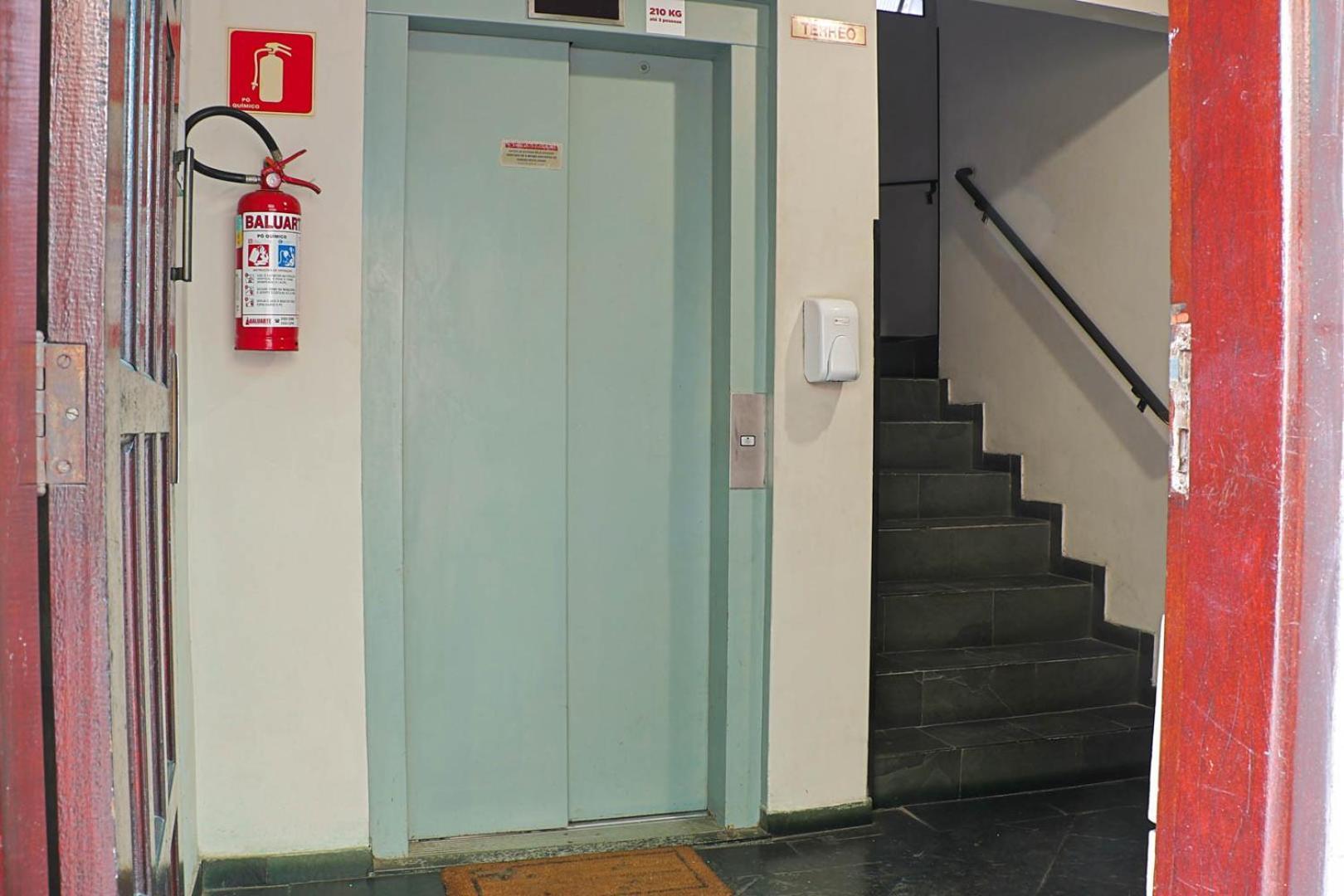 Apto A 500 Metros Da Praia Da Enseada Γκουαρούχα Εξωτερικό φωτογραφία